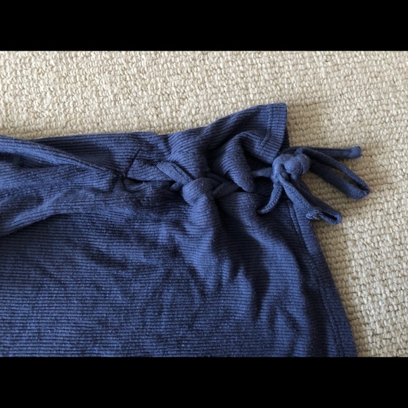 Crop tops bundle - forever 21 and garage - Picture 15 of 16